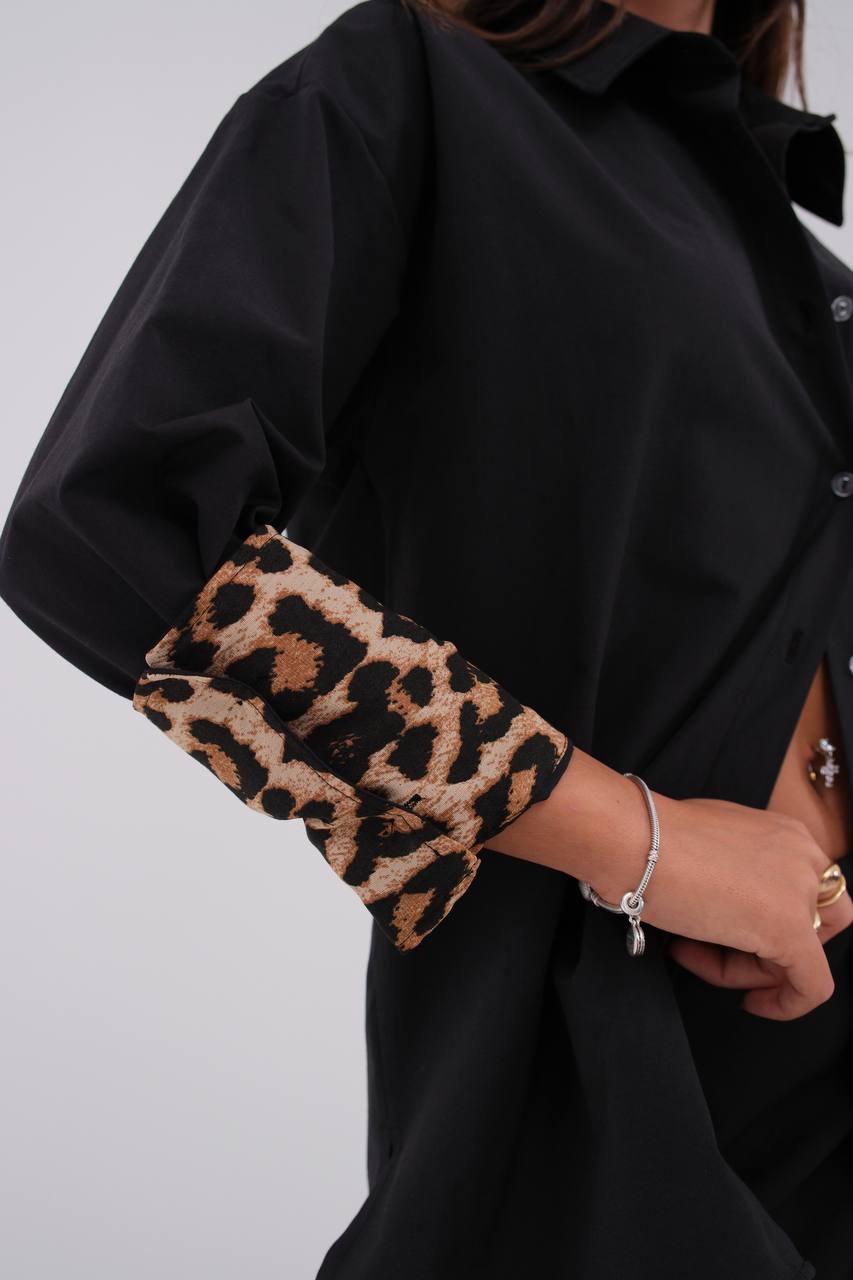 Leopard print shirt B&W