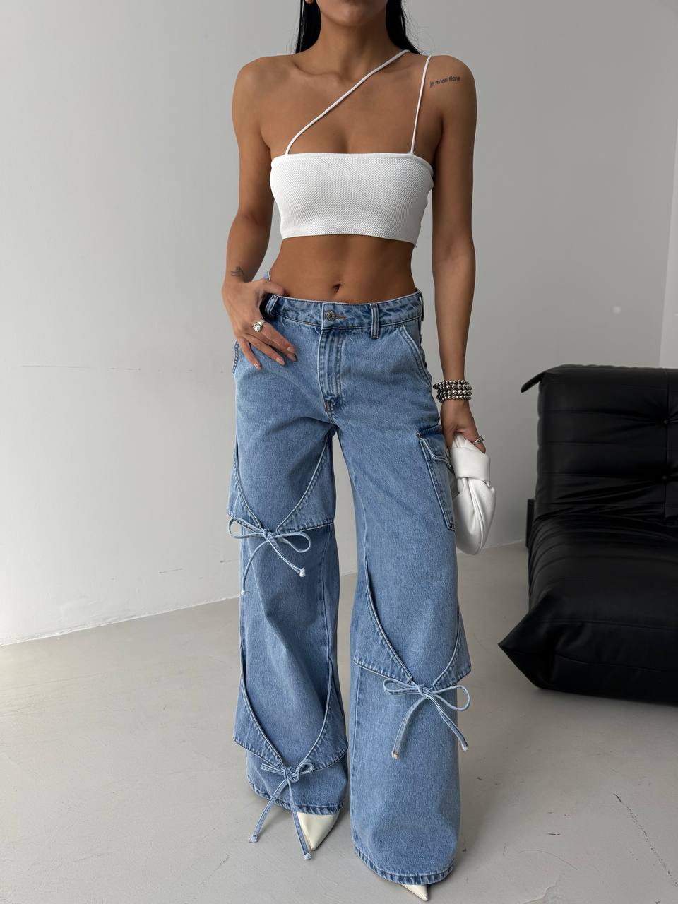 Ribbon detail jeans