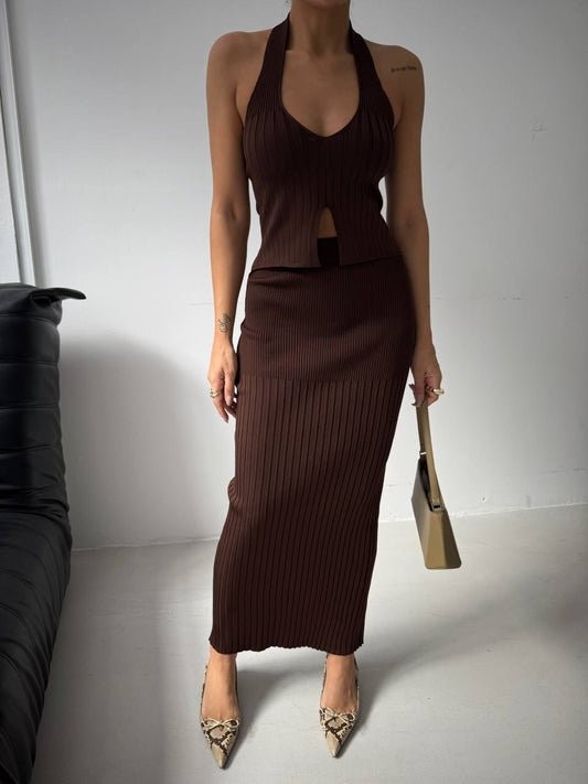 Textured maxi skirt and blouse set