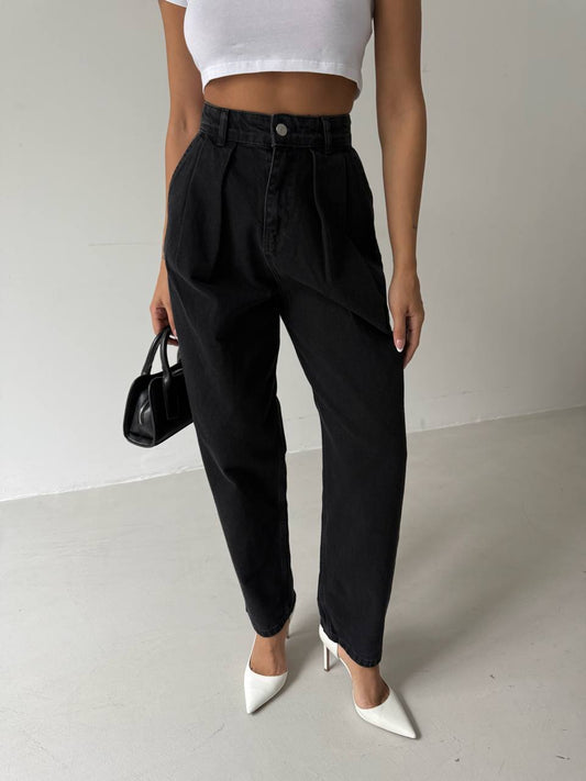 Black Jeans