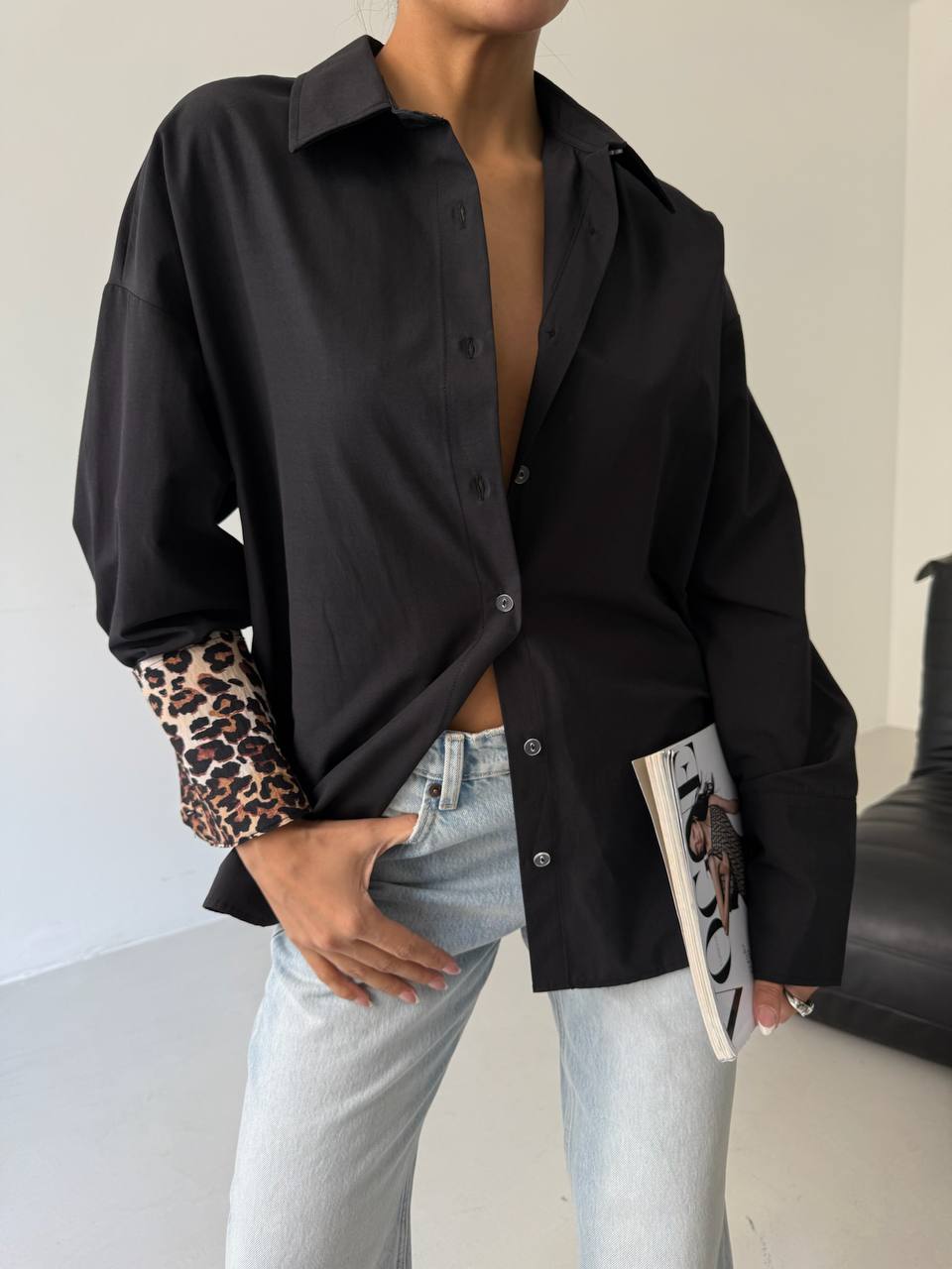 Leopard print shirt B&W