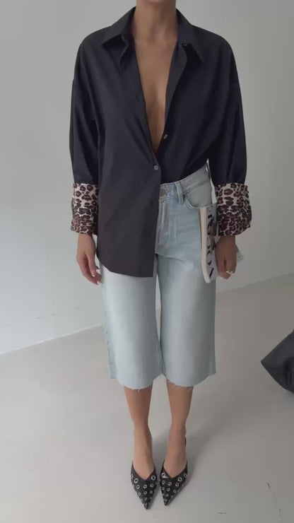 Leopard print shirt B&W